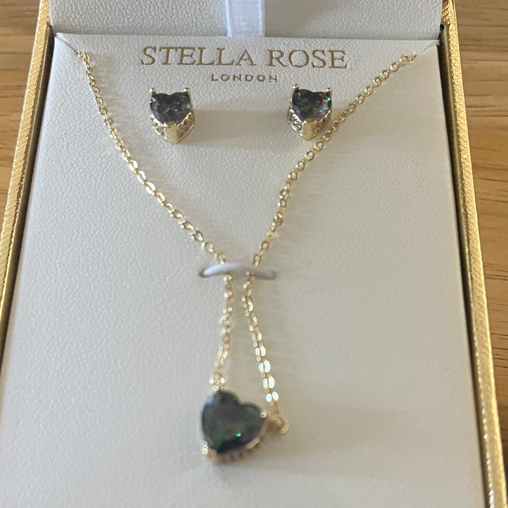 Stella Rose Gold Plated Heart Necklace Set